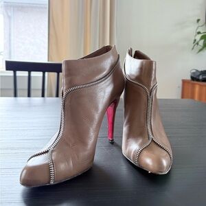 Christian Louboutin Tan Leather Red Sole Ankle Boots Size 37.5